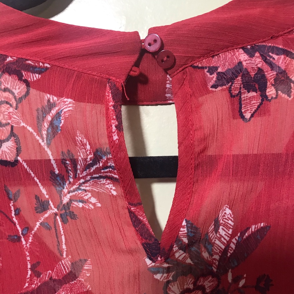 Red long sleeved Blouse - Picture 6 of 7